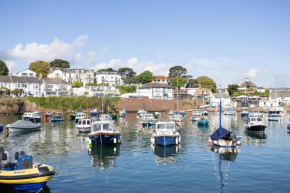 Quayside View - Luxury Apartment on Paignton Harbour